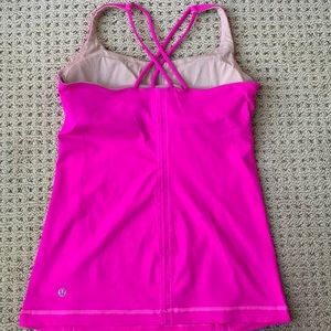 Lululemon training top